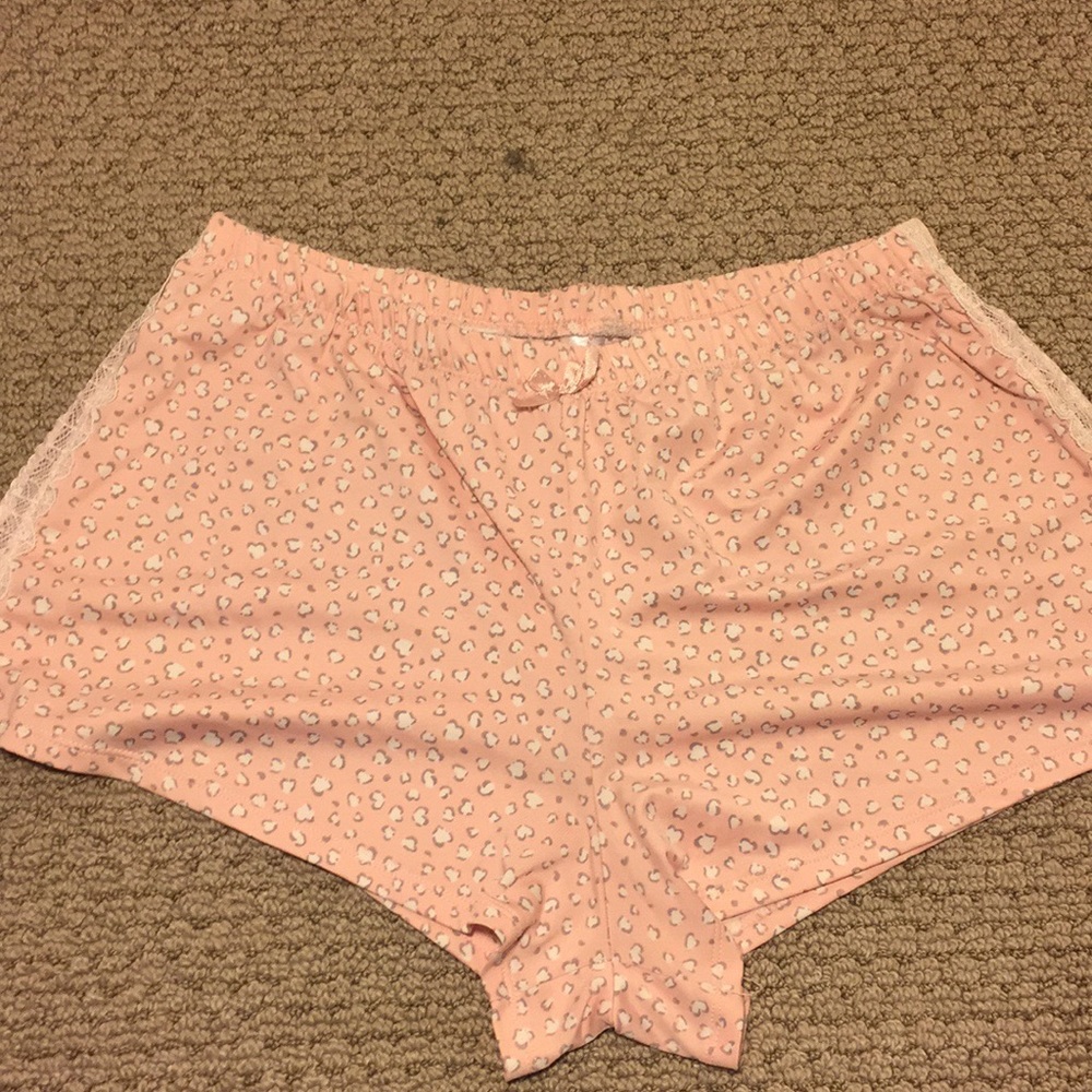 Pijamas - Picture 2 of 3